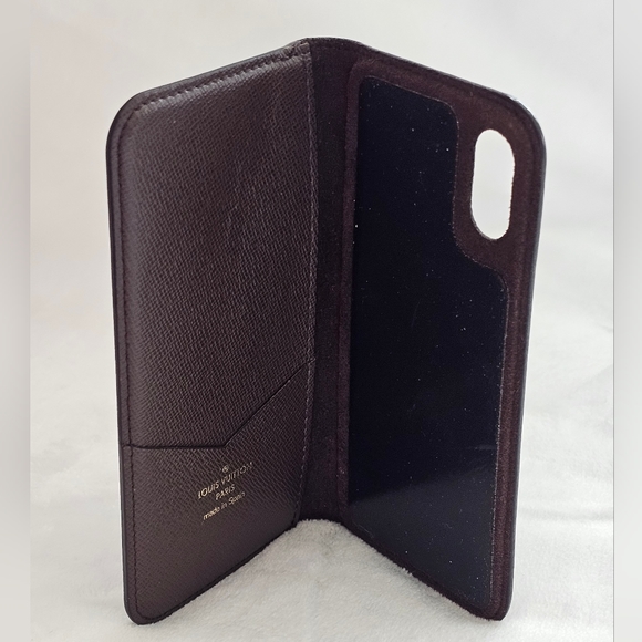 EUC Louis Vuitton monogram iPhone case 7/8 - Picture 5 of 6